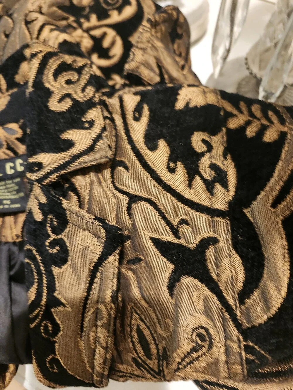 Vintage Y2K Gold & Black Brocade Pattern Lush Classy Glamour Jacket PS - Picture 4 of 8